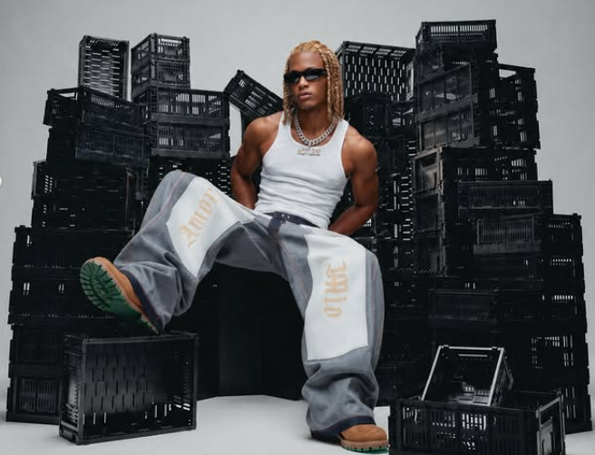 SHOUPOUBOUBOU dévoile son nouveau single « MAKAKUMBUA »