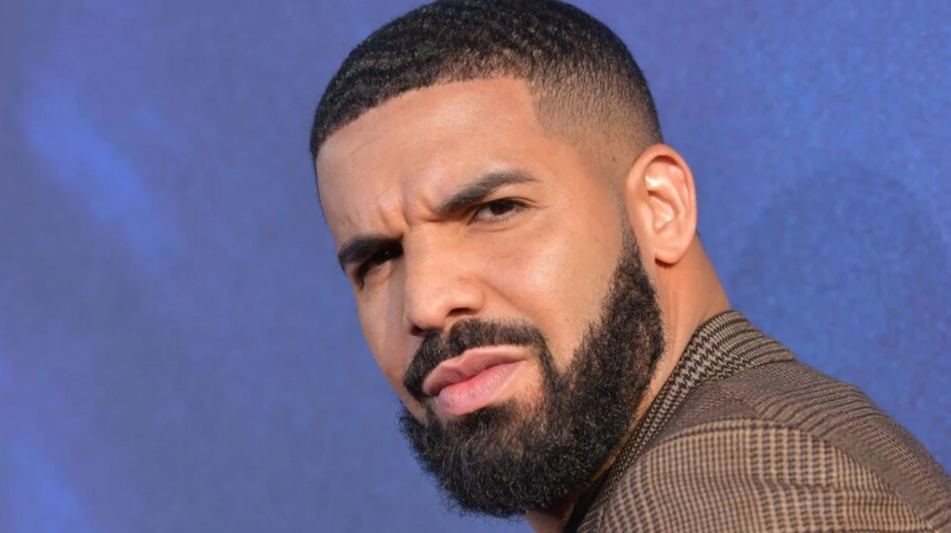 Drake en studio : de nouvelles images relancent les rumeurs d’un prochain projet musical.
